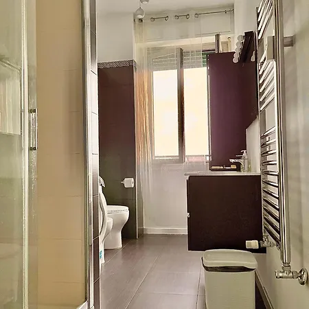 Sunny's House Apartman *